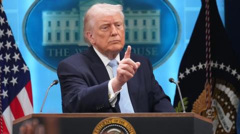 Αισιοδοξία Τραμπ για εκεχειρία με το Ιράν αλλά και απειλές για πιθανή κατάρρευση-«Αν δεν καταλήξουν σε συμφωνία, θα είναι πολύ οδυνηρό»