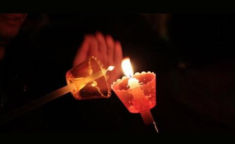 &Alpha;&pi;ό &omicron;&mu;ά&delta;&alpha; &mu;&omicron;&tau;&omicron;&sigma;&iota;&kappa;&lambda;&epsilon;&tau;&iota;&sigma;&tau;ώ&nu; &gamma;&iota;&alpha; 10&eta; &chi;&rho;&omicron;&nu;&iota;ά &tau;&omicron; Ά&gamma;&iota;&omicron; &Phi;&omega;&sigmaf; &sigma;&tau;&eta;&nu; &epsilon;&pi;&alpha;&rho;&chi;ί&alpha; &Alpha;&mu;&mu;&omicron;&chi;ώ&sigma;&tau;&omicron;&upsilon;