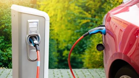 Οι χορηγίες και τα ποσά που δαπανήθηκαν για την ηλεκτροκίνηση το 2025 – Τα νέα ηλεκτρικά οχήματα και οι αποσύρσεις (πίνακες)