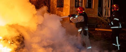 &Omicron;&upsilon;&kappa;&rho;&alpha;&nu;ί&alpha; &kappa;&alpha;&iota; &eta; &Rho;&omega;&sigma;ί&alpha; &alpha;&lambda;&lambda;&eta;&lambda;&omicron;&kappa;&alpha;&tau;&eta;&gamma;&omicron;&rho;&omicron;ύ&nu;&tau;&alpha;&iota; &gamma;&iota;&alpha; &pi;&omicron;&lambda;&lambda;έ&sigmaf; &pi;&alpha;&rho;&alpha;&beta;&iota;ά&sigma;&epsilon;&iota;&sigmaf; &tau;&eta;&sigmaf; &pi;&alpha;&sigma;&chi;&alpha;&lambda;&iota;&nu;ή&sigmaf; &kappa;&alpha;&tau;ά&pi;&alpha;&upsilon;&sigma;&eta;&sigmaf; &tau;&omicron;&upsilon; &pi;&upsilon;&rho;ό&sigmaf;