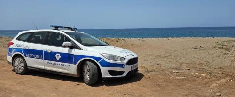 &Psi;&alpha;&rho;ά&sigmaf; &epsilon;&nu;&tau;ό&pi;&iota;&sigma;&epsilon; &pi;&tau;ώ&mu;&alpha; ά&nu;&delta;&rho;&alpha; &sigma;&epsilon; &pi;&rho;&omicron;&chi;&omega;&rho;&eta;&mu;έ&nu;&eta; &sigma;ή&psi;&eta; &sigma;&epsilon; &pi;&alpha;&rho;&alpha;&lambda;ί&alpha; &sigma;&tau;&omicron;&nu; &Alpha;&kappa;ά&mu;&alpha;-&Alpha;&nu;&omicron;&iota;&kappa;&tau;ά ό&lambda;&alpha; &tau;&alpha; &epsilon;&nu;&delta;&epsilon;&chi;ό&mu;&epsilon;&nu;&alpha;