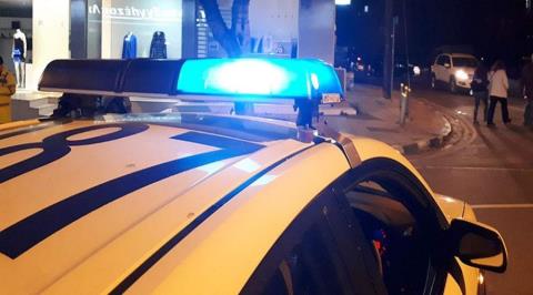 Συνάντησε τον πρώην της συντρόφου του, του τρύπησε τα λάστιχα και τον χτύπησε με το όχημά του-Διερευνάται υπόθεση απόπειρας φόνου