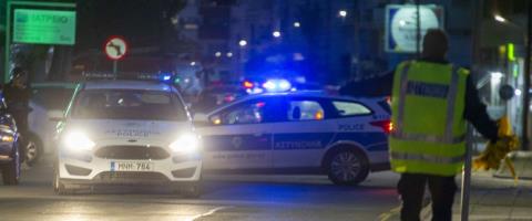 &Alpha;&pi;ό&pi;&epsilon;&iota;&rho;&alpha; &phi;ό&nu;&omicron;&upsilon; έ&xi;&omega; &alpha;&pi;ό &nu;&upsilon;&chi;&tau;&epsilon;&rho;&iota;&nu;ό &kappa;έ&nu;&tau;&rho;&omicron; &sigma;&tau;&eta; &Lambda;ά&rho;&nu;&alpha;&kappa;&alpha;-&Tau;&omicron;&upsilon; &tau;&rho;ύ&pi;&eta;&sigma;&epsilon; &tau;&alpha; &lambda;ά&sigma;&tau;&iota;&chi;&alpha;, &chi;&tau;ύ&pi;&eta;&sigma;&epsilon; &mu;&epsilon; &tau;&omicron; &alpha;&upsilon;&tau;&omicron;&kappa;ί&nu;&eta;&tau;&omicron; &tau;&omicron;&nu; &pi;&rho;ώ&eta;&nu; &tau;&eta;&sigmaf; &sigma;&upsilon;&nu;&tau;&rho;ό&phi;&omicron;&upsilon; &tau;&omicron;&upsilon;