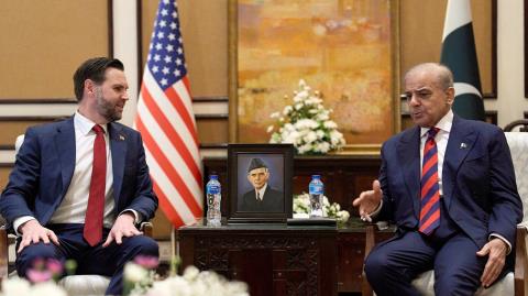 Ανοικτό το ενδεχόμενο νέων διαπραγματεύσεων ΗΠΑ και Ιράν πριν τη λήξη της εκεχειρίας-Διαμεσολάβηση τρίτων χωρών και πιθανές τοποθεσίες