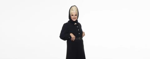 Σπάραξε η αδερφή της Καίτης Κωνσταντίνου στην εκδήλωση για τον 1 χρόνο από τον θάνατό της