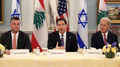 &Omicron;&lambda;&omicron;&kappa;&lambda;&eta;&rho;ώ&theta;&eta;&kappa;&alpha;&nu; &omicron;&iota; &alpha;&pi;&epsilon;&upsilon;&theta;&epsilon;ί&alpha;&sigmaf; &sigma;&upsilon;&zeta;&eta;&tau;ή&sigma;&epsilon;&iota;&sigmaf; &mu;&epsilon;&tau;&alpha;&xi;ύ &Iota;&sigma;&rho;&alpha;ή&lambda; &kappa;&alpha;&iota; &Lambda;&iota;&beta;ά&nu;&omicron;&upsilon; &sigma;&tau;&eta;&nu; &Omicron;&upsilon;ά&sigma;&iota;&gamma;&kappa;&tau;&omicron;&nu;-&laquo;&Pi;&rho;έ&pi;&epsilon;&iota; &nu;&alpha; &alpha;&phi;&omicron;&pi;&lambda;&iota;&sigma;&tau;&epsilon;ί