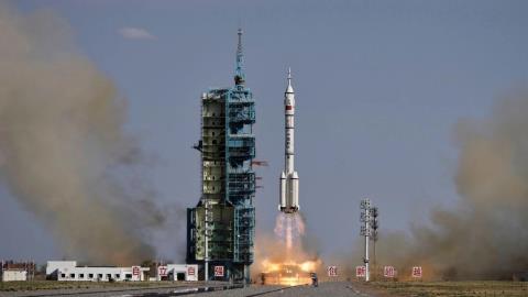 FT: &Tau;&omicron; &Iota;&rho;ά&nu; &sigma;&tau;ό&chi;&epsilon;&upsilon;&sigma;&epsilon; &beta;ά&sigma;&epsilon;&iota;&sigmaf; &tau;&omega;&nu; &Eta;&Pi;&Alpha; &mu;&epsilon; &kappa;&iota;&nu;&epsilon;&zeta;&iota;&kappa;ό &kappa;&alpha;&tau;&alpha;&sigma;&kappa;&omicron;&pi;&epsilon;&upsilon;&tau;&iota;&kappa;ό &delta;&omicron;&rho;&upsilon;&phi;ό&rho;&omicron;-&Pi;ώ&sigmaf; &chi;&rho;&eta;&sigma;&iota;&mu;&omicron;&pi;&omicron;&iota;ή&theta;&eta;&kappa;&epsilon;