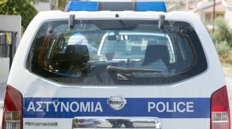 &Alpha;&iota;&mu;&alpha;&tau;&eta;&rho;ή &lambda;&eta;&sigma;&tau;&epsilon;ί&alpha; &sigma;&tau;&eta;&nu; &Pi;ά&phi;&omicron;-&Epsilon;&pi;&iota;&tau;έ&theta;&eta;&kappa;&alpha;&nu; &sigma;&epsilon; &tau;&rho;ί&alpha; &pi;&rho;ό&sigma;&omega;&pi;&alpha; &kappa;&alpha;&iota; &tau;&alpha; &tau;&rho;&alpha;&upsilon;&mu;ά&tau;&iota;&sigma;&alpha;&nu; &mu;&epsilon; &mu;&alpha;&chi;&alpha;ί&rho;&iota;, έ&kappa;&lambda;&epsilon;&psi;&alpha;&nu; &pi;&omicron;&rho;&tau;&omicron;&phi;ό&lambda;&iota; &mu;&epsilon; 1.200 &epsilon;&upsilon;&rho;ώ
