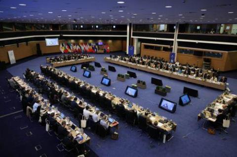 &Epsilon;&gamma;&kappa;&rho;ί&theta;&eta;&kappa;&epsilon; &omicron;&mu;ό&phi;&omega;&nu;&alpha; &alpha;&pi;ό &tau;&eta;&nu; &Epsilon;&upsilon;&rho;&omega;&pi;&alpha;ϊ&kappa;ή &Omicron;&iota;&kappa;&omicron;&nu;&omicron;&mu;&iota;&kappa;ή &kappa;&alpha;&iota; &Kappa;&omicron;&iota;&nu;&omega;&nu;&iota;&kappa;ή &Epsilon;&pi;&iota;&tau;&rho;&omicron;&pi;ή &pi;&rho;ό&tau;&alpha;&sigma;&eta; &gamma;&iota;&alpha; &delta;&eta;&mu;&iota;&omicron;&upsilon;&rho;&gamma;ί&alpha; &Epsilon;&upsilon;&rho;&omega;&pi;&alpha;ϊ&kappa;&omicron;ύ &Kappa;έ&nu;&tau;&rho;&omicron;&upsilon; &Kappa;&lambda;&iota;&nu;&iota;&kappa;ή&sigmaf; &Alpha;&rho;&iota;&sigma;&tau;&epsilon;ί&alpha;&sigmaf;