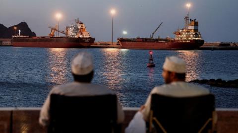 &Pi;&iota;&theta;&alpha;&nu;ό&tau;&epsilon;&rho;&eta; &mu;&iota;&alpha; &sigma;&upsilon;&mu;&phi;&omega;&nu;ί&alpha; &Eta;&Pi;&Alpha;-&Iota;&rho;ά&nu; &pi;&alpha;&rho;ά &eta; &epsilon;&pi;&iota;&sigma;&tau;&rho;&omicron;&phi;ή &sigma;&epsilon; &pi;&lambda;ή&rho;&eta; &sigma;ύ&gamma;&kappa;&rho;&omicron;&upsilon;&sigma;&eta;, &kappa;&rho;ί&sigma;&iota;&mu;&omicron;&sigmaf; &omicron; &rho;ό&lambda;&omicron;&sigmaf; &tau;&omega;&nu; &Sigma;&tau;&epsilon;&nu;ώ&nu; &tau;&omicron;&upsilon; &Omicron;&rho;&mu;&omicron;ύ&zeta;