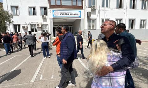 &Pi;ώ&sigmaf; &sigma;&chi;&epsilon;&delta;ί&alpha;&zeta;&epsilon; &omicron; &delta;&rho;ά&sigma;&tau;&eta;&sigmaf; &tau;&omicron; &phi;&omicron;&nu;&iota;&kappa;ό &chi;&tau;ύ&pi;&eta;&mu;&alpha; &sigma;&tau;&omicron; &sigma;&chi;&omicron;&lambda;&epsilon;ί&omicron; &sigma;&tau;&eta;&nu; &Tau;&omicron;&upsilon;&rho;&kappa;ί&alpha;-&Tau;&iota; &alpha;&pi;&omicron;&kappa;&alpha;&lambda;ύ&pi;&tau;&omicron;&upsilon;&nu; &eta; &kappa;&alpha;&tau;ά&theta;&epsilon;&sigma;&eta; &tau;&omicron;&upsilon; &pi;&alpha;&tau;έ&rho;&alpha; &kappa;&alpha;&iota; &eta; &iota;&alpha;&tau;&rho;&omicron;&delta;&iota;&kappa;&alpha;&sigma;&tau;&iota;&kappa;ή έ&kappa;&theta;&epsilon;&sigma;&eta;