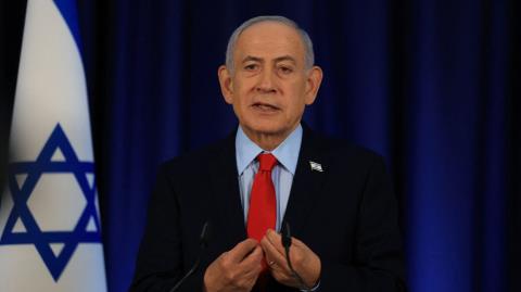 &Pi;ώ&sigmaf; &eta; &epsilon;&kappa;&epsilon;&chi;&epsilon;&iota;&rho;ί&alpha; &sigma;&tau;&omicron;&nu; &Lambda;ί&beta;&alpha;&nu;&omicron; &alpha;&nu;&alpha;&tau;&rho;έ&pi;&epsilon;&iota; &tau;&eta;&nu; &eta;&gamma;&epsilon;&tau;&iota;&kappa;ή &epsilon;&iota;&kappa;ό&nu;&alpha; &tau;&omicron;&upsilon; &Nu;&epsilon;&tau;&alpha;&nu;&iota;ά&chi;&omicron;&upsilon;-&Pi;&lambda;έ&omicron;&nu;, &tau;&eta;&nu; &tau;&epsilon;&lambda;&epsilon;&upsilon;&tau;&alpha;ί&alpha; &lambda;έ&xi;&eta; &tau;&eta;&nu; έ&chi;&epsilon;&iota;