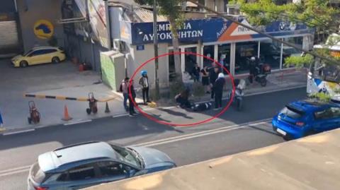 Διακινούσε ναρκωτικά σε σχολεία ο 16χρονος που παρέσυρε και εγκατέλειψε την 16χρονη στην Αθήνα-Διασωληνωμένο το θύμα