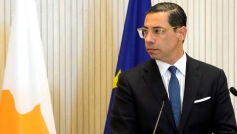 &Sigma;&tau;&iota;&sigmaf; &Beta;&rho;&upsilon;&xi;έ&lambda;&lambda;&epsilon;&sigmaf; &gamma;&iota;&alpha; &tau;&omicron; &Sigma;&upsilon;&mu;&beta;&omicron;ύ&lambda;&iota;&omicron; &Epsilon;&xi;&omega;&tau;&epsilon;&rho;&tau;&iota;&kappa;ώ&nu; &Upsilon;&pi;&omicron;&theta;έ&sigma;&epsilon;&omega;&nu; &omicron; &Kappa;ό&mu;&pi;&omicron;&sigmaf;-&Sigma;&tau;&eta;&nu; &alpha;&alpha;&tau;&zeta;έ&nu;&tau;&alpha; &Omicron;&upsilon;&kappa;&rho;&alpha;&nu;&iota;&kappa;ό, &Mu;έ&sigma;&eta; &Alpha;&nu;&alpha;&tau;&omicron;&lambda;ή &kappa;&alpha;&iota; &Sigma;&omicron;&upsilon;&delta;ά&nu;