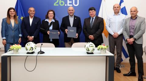 Μνημόνιο συνεργασίας ΥΠΑΝ-ΚΟΠ για εισαγωγή του ποδοσφαίρου στη Μέση Εκπαίδευση