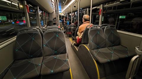 &Eta;&lambda;&iota;&kappa;&iota;&omega;&mu;έ&nu;&eta; &xi;έ&chi;&alpha;&sigma;&epsilon; &tau;&sigma;ά&nu;&tau;&alpha; &mu;&epsilon; 30.000, &chi;&rho;&upsilon;&sigma;έ&sigmaf; &lambda;ί&rho;&epsilon;&sigmaf; &kappa;&alpha;&iota; &kappa;&omicron;&sigma;&mu;ή&mu;&alpha;&tau;&alpha; &mu;έ&sigma;&alpha; &sigma;&tau;&omicron; &lambda;&epsilon;&omega;&phi;&omicron;&rho;&epsilon;ί&omicron; &kappa;&alpha;&iota; &tau;&eta;&sigmaf; &epsilon;&pi;&iota;&sigma;&tau;&rho;ά&phi;&eta;&kappa;&epsilon; &alpha;&nu;έ&gamma;&gamma;&iota;&chi;&tau;&eta;