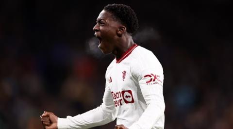 Γιατί ο Πογκμπά έστειλε… προειδοποίηση στον Μέινου για τη Μάντσεστερ Γιουνάιτεντ