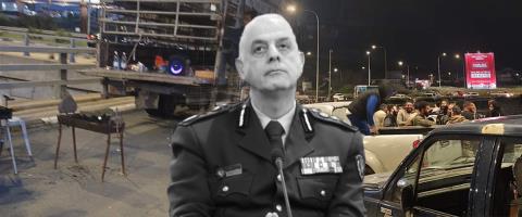 Άλλαξε ολόκληρο το πλάνο για τις μετακινήσεις των Ευρωπαίων ηγετών και η Αστυνομία... «θερμοπαρακαλούσε» για ώρες τους κτηνοτρόφους να ανοίξουν τον δρόμο