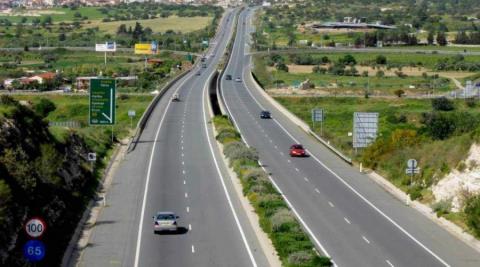 Ατύχημα στον αυτοκινητόδρομο παρά το Monte Caputo-Κλειστή η μια λωρίδα κυκλοφορίας