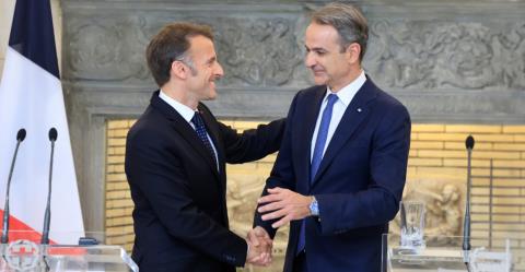 Έστειλαν μηνύματα σε «εν δυνάμει αντιπάλους και εχθρούς» Μακρόν και Μητσοτάκης-Η ρήτρα αμοιβαίας συνδρομής και η στρατηγική συμμαχία
