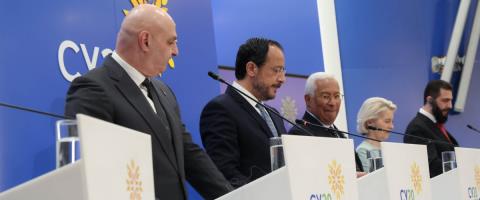 &Alpha;&pi;ά&nu;&tau;&eta;&sigma;&epsilon; &mu;&epsilon; &tau;&iota;&sigmaf; &alpha;&pi;&omicron;&phi;ά&sigma;&epsilon;&iota;&sigmaf; &tau;&eta;&sigmaf; &Sigma;&upsilon;&nu;ό&delta;&omicron;&upsilon; &sigma;&tau;&iota;&sigmaf; &beta;&omicron;&lambda;έ&sigmaf; &tau;&eta;&sigmaf; &Tau;&omicron;&upsilon;&rho;&kappa;ί&alpha;&sigmaf; &omicron; &Pi;&rho;ό&epsilon;&delta;&rho;&omicron;&sigmaf;-&Epsilon;&pi;&alpha;&nu;έ&lambda;&alpha;&beta;&epsilon; &tau;&eta;&nu; &alpha;&rho;&nu;&eta;&tau;&iota;&kappa;ή &sigma;&tau;ά&sigma;&eta; &tau;&eta;&sigmaf; Ά&gamma;&kappa;&upsilon;&rho;&alpha;&sigmaf; &sigma;&tau;&eta;&nu; &pi;&rho;ό&sigma;&kappa;&lambda;&eta;&sigma;ή &tau;