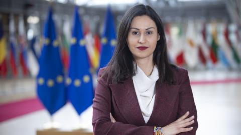 &Mu;. &Pi;&alpha;&nu;&alpha;&gamma;&iota;ώ&tau;&omicron;&upsilon;: &Alpha;&nu;ά&gamma;&kappa;&eta; &epsilon;&nu;ί&sigma;&chi;&upsilon;&sigma;&eta;&sigmaf; &tau;&omega;&nu; &alpha;&gamma;&rho;&omicron;&tau;ώ&nu; &epsilon;&nu; &mu;έ&sigma;&omega; &alpha;&upsilon;&xi;&alpha;&nu;ό&mu;&epsilon;&nu;&omega;&nu; &pi;&iota;έ&sigma;&epsilon;&omega;&nu; &sigma;&tau;&omicron; &kappa;ό&sigma;&tau;&omicron;&sigmaf; &pi;&alpha;&rho;&alpha;&gamma;&omega;&gamma;ή&sigmaf;