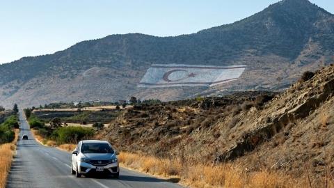 &Alpha;&nu;&eta;&sigma;&upsilon;&chi;ί&alpha; &gamma;&iota;&alpha; &alpha;&pi;&alpha;&gamma;ό&rho;&epsilon;&upsilon;&sigma;&eta; &epsilon;&iota;&sigma;ό&delta;&omicron;&upsilon; &Tau;/&kappa; &sigma;&tau;&eta;&nu; &Tau;&omicron;&upsilon;&rho;&kappa;ί&alpha; &epsilon;&kappa;&phi;&rho;ά&zeta;&epsilon;&iota; &omicron;&rho;&gamma;ά&nu;&omega;&sigma;&eta; &sigma;&tau;&alpha; &kappa;&alpha;&tau;&epsilon;&chi;ό&mu;&epsilon;&nu;&alpha;