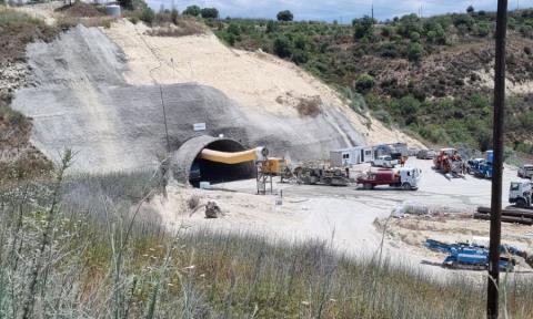 &Delta;&Eta;&Sigma;&Upsilon; &gamma;&iota;&alpha; &delta;&rho;ό&mu;&omicron; &Pi;ά&phi;&omicron;&upsilon;-&Pi;ό&lambda;&eta;&sigmaf; &Chi;&rho;&upsilon;&sigma;&omicron;&chi;&omicron;ύ&sigmaf;: &Delta;&iota;&alpha;&chi;&rho;&omicron;&nu;&iota;&kappa;ό &epsilon;&mu;&pi;ό&delta;&iota;&omicron; &sigma;&tau;&omicron; έ&rho;&gamma;&omicron; &omicron; &Omicron;&delta;&upsilon;&sigma;&sigma;έ&alpha;&sigmaf; &Mu;&iota;&chi;&alpha;&eta;&lambda;ί&delta;&eta;&sigmaf;