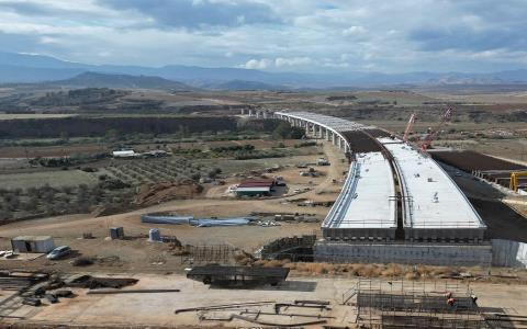 &Pi;&alpha;&rho;&alpha;&delta;ί&delta;&epsilon;&tau;&alpha;&iota; &sigma;&tau;&eta;&nu; &kappa;&upsilon;&kappa;&lambda;&omicron;&phi;&omicron;&rho;ί&alpha; &omicron; &alpha;&upsilon;&tau;&omicron;&kappa;&iota;&nu;&eta;&tau;ό&delta;&rho;&omicron;&mu;&omicron;&sigmaf; &Alpha;&sigma;&tau;&rho;&omicron;&mu;&epsilon;&rho;ί&tau;&eta;-&Epsilon;&upsilon;&rho;ύ&chi;&omicron;&upsilon;