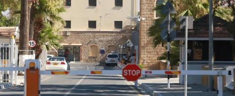 &Nu;&epsilon;&kappa;&rho;ό&sigmaf; &kappa;&rho;&alpha;&tau;&omicron;ύ&mu;&epsilon;&nu;&omicron;&sigmaf; &tau;&omega;&nu; &Kappa;&epsilon;&nu;&tau;&rho;&iota;&kappa;ώ&nu; &Phi;&upsilon;&lambda;&alpha;&kappa;ώ&nu;, &kappa;&rho;&alpha;&tau;&epsilon;ί&tau;&omicron; &omega;&sigmaf; &upsilon;&pi;ό&delta;&iota;&kappa;&omicron;&sigmaf; &gamma;&iota;&alpha; &tau;&omicron; &phi;ό&nu;&omicron; &tau;&eta;&sigmaf; &sigma;&upsilon;&nu;&tau;&rho;ό&phi;&omicron;&upsilon; &tau;&omicron;&upsilon;