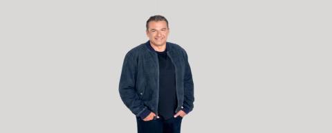 &Gamma;&iota;ώ&rho;&gamma;&omicron;&sigmaf; &Lambda;&iota;ά&gamma;&kappa;&alpha;&sigmaf;: &laquo;&Mu;&omicron;&upsilon; &tau;&eta;&nu; έ&pi;&epsilon;&sigma;&epsilon; &omicron; &kappa;&alpha;&theta;&eta;&gamma;&eta;&tau;ή&sigmaf; &pi;&omicron;&upsilon; &mu;&omicron;&upsilon; έ&kappa;&alpha;&nu;&epsilon; &iota;&delta;&iota;&alpha;ί&tau;&epsilon;&rho;&alpha; &sigma;&tau;&alpha; 16 &mu;&omicron;&upsilon;. &Omicron; &pi;&alpha;&tau;έ&rho;&alpha;&sigmaf; &mu;&omicron;&upsilon; &delta;&epsilon;&nu; &mu;&epsilon; &pi;ί&sigma;&tau;&epsilon;&upsilon;&epsilon;&raquo;