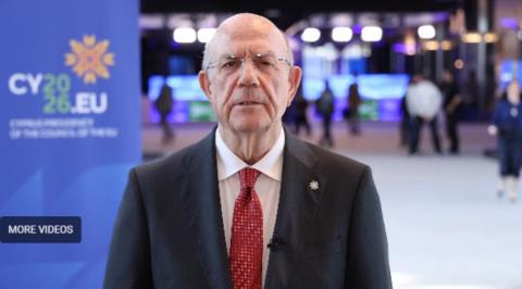 &Omicron; &alpha;&nu;&tau;ί&kappa;&tau;&upsilon;&pi;&omicron;&sigmaf; &tau;&omicron;&upsilon; &pi;&omicron;&lambda;έ&mu;&omicron;&upsilon; &sigma;&tau;&eta; &Mu;. &Alpha;&nu;&alpha;&tau;&omicron;&lambda;ή &sigma;&tau;&omicron; Eurogroup &kappa;&alpha;&iota; ECOFIN &mu;&epsilon; &sigma;&upsilon;&mu;&mu;&epsilon;&tau;&omicron;&chi;ή &Kappa;&epsilon;&rho;&alpha;&upsilon;&nu;&omicron;ύ