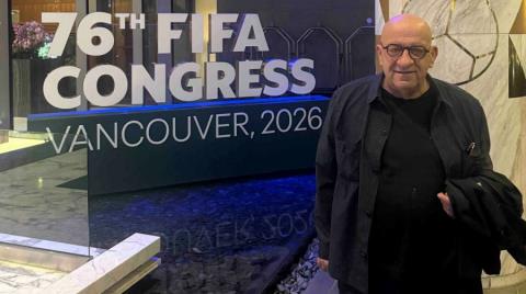 Εκπροσωπεί την UEFA στο Βανκούβερ για το ετήσιο Κογκρέσο της FIFA ο Γιώργος Κούμας