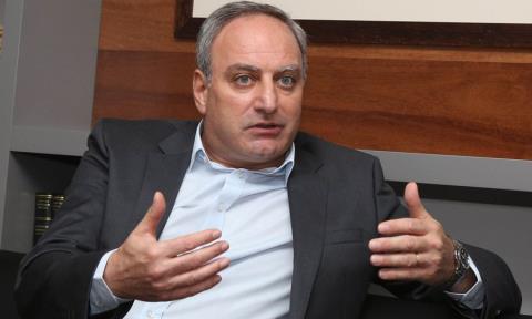 &Sigma;. &Sigma;&tau;&epsilon;&phi;ά&nu;&omicron;&upsilon;: &Tau;&omicron; &Alpha;&Kappa;&Epsilon;&Lambda; &kappa;&alpha;&lambda;&epsilon;ί&tau;&alpha;&iota; &nu;&alpha; &delta;ώ&sigma;&epsilon;&iota; &tau;&eta;&nu; &kappa;&rho;&iota;&sigma;&iota;&mu;ό&tau;&epsilon;&rho;&eta; ί&sigma;&omega;&sigmaf; &epsilon;&kappa;&lambda;&omicron;&gamma;&iota;&kappa;ή &mu;ά&chi;&eta;