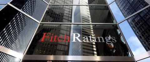 &Delta;&iota;&alpha;&tau;ή&rho;&eta;&sigma;&epsilon; &tau;&eta;&nu; &alpha;&xi;&iota;&omicron;&lambda;ό&gamma;&eta;&sigma;&eta; &tau;&eta;&sigmaf; &Kappa;ύ&pi;&rho;&omicron;&upsilon; &sigma;&tau;&omicron; &epsilon;&pi;ί&pi;&epsilon;&delta;&omicron; &Alpha;- &omicron; &omicron;ί&kappa;&omicron;&sigmaf; Fitch, &iota;&kappa;&alpha;&nu;&omicron;&pi;&omicron;&iota;&eta;&mu;έ&nu;&omicron;&sigmaf; &omicron; &Pi;&tau;&Delta;-&laquo;&Iota;&sigma;&chi;&upsilon;&rho;ή &psi;ή&phi;&omicron;&sigmaf; &epsilon;&mu;&pi;&iota;&sigma;&tau;&omicron;&sigma;ύ&nu;&eta;&sigmaf; &sigma;&tau;&eta;&nu; &omicron;&iota;&kappa;&omicron;&nu;&omicron;&mu;ί&alpha; &mu;