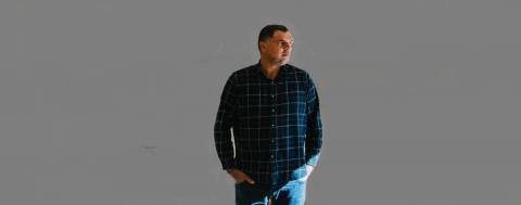 Δημήτρης Παπανικολάου: «Ήταν σοκ όταν άκουσα τη λέξη αυτισμός για την κόρη μου. Δεν έχουμε τύψεις ως γονείς»