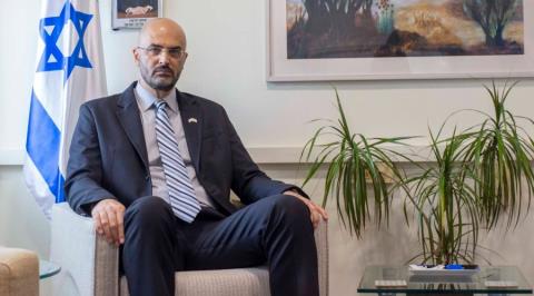 Να απορρίψουν «διχαστική γλώσσα» για ισραηλινές επενδύσεις ζητά ο Ανόλικ από πολιτικούς και κοινό