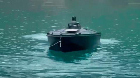 Ψάχνουν στο... διάστημα την ταυτότητα του θαλάσσιου drone που βρέθηκε στη Λευκάδα: Το κάτοπτρο, το router και τα μέτρα επιτήρησης