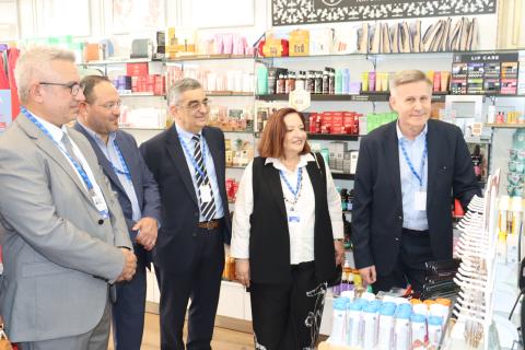 &Epsilon;&kappa;&tau;&epsilon;&lambda;έ&sigma;&tau;&eta;&kappa;&epsilon; &gamma;&iota;&alpha; &pi;&rho;ώ&tau;&eta; &phi;&omicron;&rho;ά &epsilon;&lambda;&lambda;&eta;&nu;&iota;&kappa;ή &eta;&lambda;&epsilon;&kappa;&tau;&rho;&omicron;&nu;&iota;&kappa;ή &sigma;&upsilon;&nu;&tau;&alpha;&gamma;ή &phi;&alpha;&rho;&mu;ά&kappa;&omega;&nu; &sigma;&epsilon; &kappa;&upsilon;&pi;&rho;&iota;&alpha;&kappa;ό &phi;&alpha;&rho;&mu;&alpha;&kappa;&epsilon;ί&omicron; &sigma;&tau;&eta; &Lambda;&epsilon;&mu;&epsilon;&sigma;ό &mu;έ&sigma;&omega; &tau;&omicron;&upsilon; MyHealth@EU