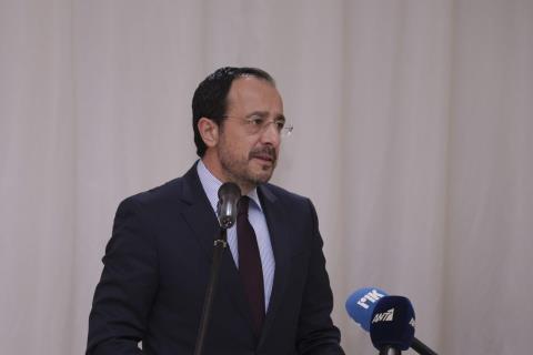&Eta; &Lambda;&epsilon;&mu;&epsilon;&sigma;ό&sigmaf; &tau;ί&mu;&eta;&sigma;&epsilon; &tau;&eta; &mu;&nu;ή&mu;&eta; &tau;&omicron;&upsilon; &chi;&omicron;&rho;&epsilon;&upsilon;&tau;ή &kappa;&alpha;&iota; &delta;&alpha;&sigma;&kappa;ά&lambda;&omicron;&upsilon; &Alpha;&nu;&delta;&rho;έ&alpha; &Lambda;&alpha;&nu;ί&tau;&eta;-&Epsilon;&kappa;&delta;ή&lambda;&omega;&sigma;&eta; &upsilon;&pi;ό &tau;&eta;&nu; &alpha;&iota;&gamma;ί&delta;&alpha; &tau;&omicron;&upsilon; &Pi;&rho;&omicron;έ&delta;&rho;&omicron;&upsilon;