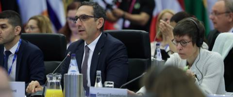 &Kappa;&omicron;&iota;&nu;ή &pi;&rho;&omicron;&sigma;έ&gamma;&gamma;&iota;&sigma;&eta; &gamma;&iota;&alpha; &epsilon;&nu;ί&sigma;&chi;&upsilon;&sigma;&eta; &pi;&rho;&omicron;&sigma;&phi;&omicron;&rho;ά&sigmaf; &kappa;&alpha;&iota; &kappa;&alpha;&iota;&nu;&omicron;&tau;&omicron;&mu;ί&alpha; &sigma;&tau;&omicron; &epsilon;&pi;ί&kappa;&epsilon;&nu;&tau;&rho;&omicron; &tau;&eta;&sigmaf; &Sigma;&upsilon;&nu;ά&nu;&tau;&eta;&sigma;&eta;&sigmaf; &gamma;&iota;&alpha; &sigma;&tau;έ&gamma;&alpha;&sigma;&eta;-&Sigma;&tau;&omicron; &tau;&rho;&alpha;&pi;έ&zeta;&iota; &omicron;&iota; &alpha;&upsilon;&xi;&alpha;&nu;ό&mu;&epsilon;&nu;&epsilon;&sigmaf; &pi;&rho;&omicron;&kappa;&lambda;ή&sigma;