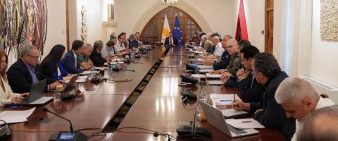 &Pi;&tau;&eta;&tau;&iota;&kappa;ά &mu;έ&sigma;&alpha;, &eta;&lambda;&epsilon;&kappa;&tau;&rho;&omicron;&omicron;&pi;&tau;&iota;&kappa;ά &sigma;&upsilon;&sigma;&tau;ή&mu;&alpha;&tau;&alpha; &kappa;&alpha;&iota; &epsilon;&nu;&eta;&mu;έ&rho;&omega;&sigma;&eta; &pi;&omicron;&lambda;&iota;&tau;ώ&nu; &mu;&epsilon; sms-&Tau;&alpha; ό&pi;&lambda;&alpha; &sigma;&tau;&eta; &phi;&alpha;&rho;έ&tau;&rho;&alpha; &tau;&omega;&nu; &alpha;&rho;&mu;&omicron;&delta;ί&omega;&nu; &gamma;&iota;&alpha; &alpha;&nu;&tau;&iota;&mu;&epsilon;&tau;ώ&pi;&iota;&sigma;&eta; &tau;&omega;&nu; &pi;&upsilon;&rho;&kappa;&alpha;&gamma;&iota;ώ&nu;