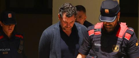 ΒΙΝΤΕΟ: Η στιγμή που ο Άντικ της Mango οδηγείται με χειροπέδες στο δικαστήριο-Πώς έφτασε να κατηγορείται για τον θάνατο του πατέρα του