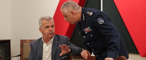 &Kappa;. &Phi;&upsilon;&tau;&iota;&rho;ή&sigmaf;: &Delta;&epsilon;&nu; &pi;&rho;ό&kappa;&epsilon;&iota;&tau;&alpha;&iota; &nu;&alpha; &alpha;&pi;&omicron;&sigma;&upsilon;&rho;&theta;&omicron;ύ&nu; &pi;&epsilon;&iota;&theta;&alpha;&rho;&chi;&iota;&kappa;έ&sigmaf; &sigma;&tau;&iota;&sigmaf; &Phi;&upsilon;&lambda;&alpha;&kappa;έ&sigmaf;, &omicron; &Nu;ό&mu;&omicron;&sigmaf; &pi;&rho;έ&pi;&epsilon;&iota; &nu;&alpha; &epsilon;&phi;&alpha;&rho;&mu;ό&zeta;&epsilon;&tau;&alpha;&iota; &gamma;&iota;&alpha; ό&lambda;&omicron;&upsilon;&sigmaf; &mu;&epsilon; &tau;&omicron;&nu; ί&delta;&iota;&omicron; &tau;&rho;ό&pi;&omicron;
