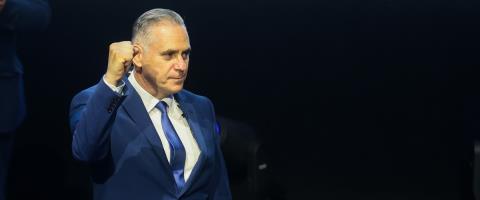 &Tau;&epsilon;&lambda;&iota;&kappa;ό &mu;ή&nu;&upsilon;&mu;&alpha; &sigma;&upsilon;&sigma;&tau;&rho;ά&tau;&epsilon;&upsilon;&sigma;&eta;&sigmaf; &Nu;&iota;&kappa;ό&lambda;&alpha; &sigma;&epsilon; &Delta;&Eta;&Kappa;&Omicron;ϊ&kappa;&omicron;ύ&sigmaf;-&laquo;&Pi;&rho;&omicron;&sigma;&tau;&alpha;&tau;&epsilon;ύ&omicron;&upsilon;&mu;&epsilon; ό&sigma;&alpha; &pi;&epsilon;&tau;ύ&chi;&alpha;&mu;&epsilon;, &chi;&tau;ί&zeta;&omicron;&upsilon;&mu;&epsilon; ό&sigma;&alpha; &delta;&iota;&kappa;&alpha;&iota;&omicron;ύ&tau;&alpha;&iota; &eta; &Kappa;ύ&pi;&rho;&omicron;&sigmaf;&raquo;