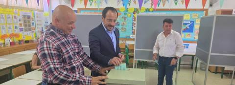 «Δεν αγωνιώ για το εκλογικό αποτέλεσμα»-Τα μηνύματα Χριστοδουλίδη για τις βουλευτικές εκλογές μετά την άσκηση του εκλογικού του δικαιώματος