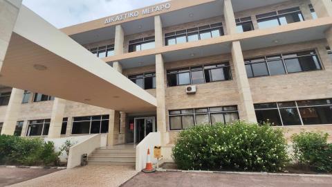 Μίλησε για καταχρηστική δίωξή του ο πρώτος κατηγορούμενος στην υπόθεση βασανιστηρίων στην Πύλα-Έφερε ένσταση στην κράτησή του ο δεύτερος