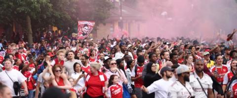 Επεισοδιακή η παρέλαση της Άρσεναλ-24 συλλήψεις κι έξι μαχαιρώματα στο Λονδίνο!