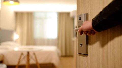 &Upsilon;&psi;&eta;&lambda;ή &epsilon;&pi;ί&delta;&omicron;&sigma;&eta; &gamma;&iota;&alpha; &tau;&eta;&nu; &Kappa;ύ&pi;&rho;&omicron; &sigma;&tau;&iota;&sigmaf; &delta;&iota;&alpha;&nu;&upsilon;&kappa;&tau;&epsilon;&rho;&epsilon;ύ&sigma;&epsilon;&iota;&sigmaf; &xi;έ&nu;&omega;&nu; &epsilon;&pi;&iota;&sigma;&kappa;&epsilon;&pi;&tau;ώ&nu;