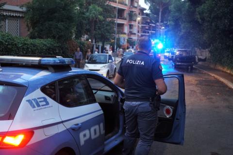 &Beta;&Iota;&Nu;&Tau;&Epsilon;&Omicron;: &Phi;&rho;ί&kappa;&eta; &sigma;&tau;&eta;&nu; &Iota;&tau;&alpha;&lambda;ί&alpha;-Έ&kappa;&alpha;&psi;&alpha;&nu; &zeta;&omega;&nu;&tau;&alpha;&nu;&omicron;ύ&sigmaf; &mu;&epsilon;&tau;&alpha;&nu;ά&sigma;&tau;&epsilon;&sigmaf; &alpha;&pi;ό &Alpha;&phi;&gamma;&alpha;&nu;&iota;&sigma;&tau;ά&nu; &kappa;&alpha;&iota; &Pi;&alpha;&kappa;&iota;&sigma;&tau;ά&nu; &mu;έ&sigma;&alpha; &sigma;&epsilon; &beta;&alpha;&nu; &gamma;&iota;&alpha;&tau;ί &delta;&epsilon;&nu; &pi;&lambda;ή&rho;&omega;&sigma;&alpha;&nu; &kappa;ό&mu;&iota;&sigma;&tau;&rho;&omicron;
